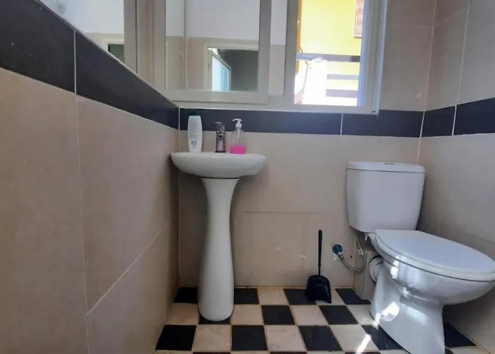 Lovely Apt.0-1 Tirana