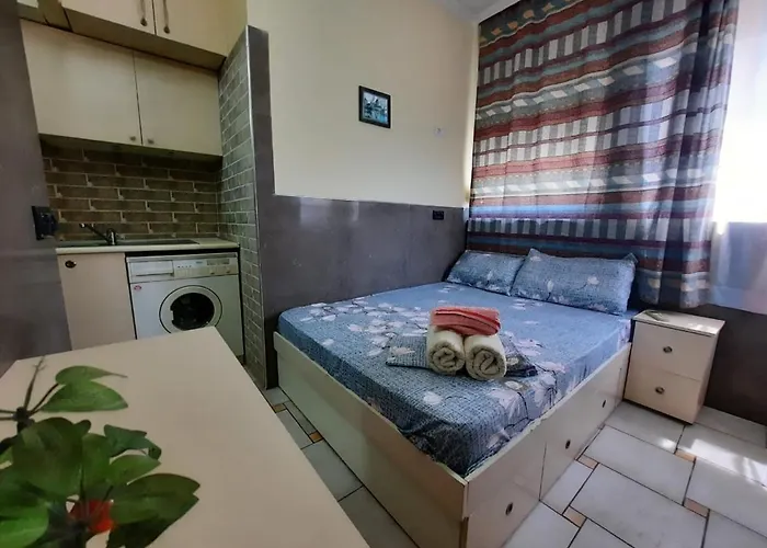 Lovely Apt.0-1 شقة تيرانا